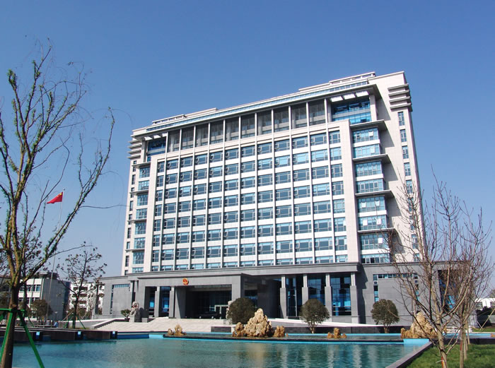 江蘇鎮(zhèn)江丹陽經(jīng)濟開發(fā)小區(qū)采購3KW變頻恒壓供水設備一套