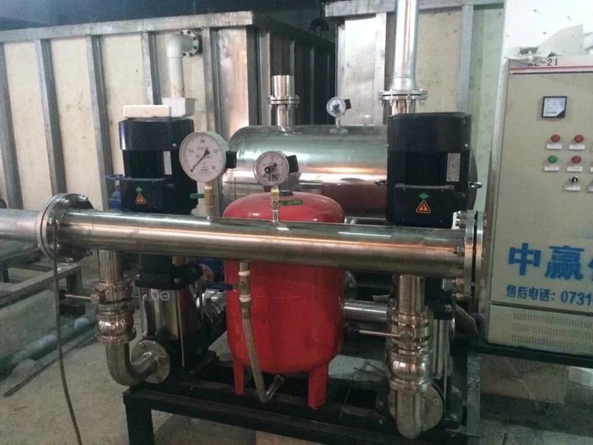 江西雄鷹房地產開發有限公司采購5.5KW、7.5KW兩用一備無負壓供水設備兩套